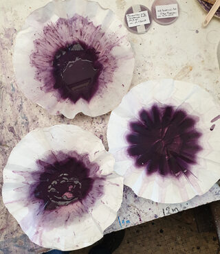 download tyrian purple oil paint